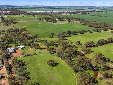 267 Long Street, Moora WA 6510