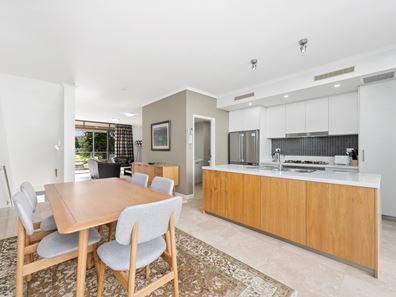 13/5 Hay  Street, East Perth WA 6004