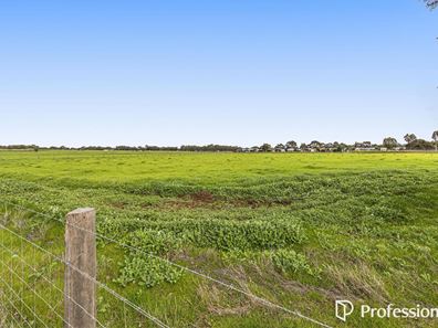 2531 South Western Highway, Serpentine WA 6125