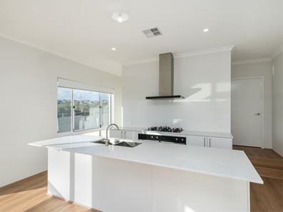 42 Kinsale Drive, Mindarie WA 6030