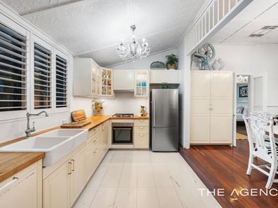 118 Station Street, East Cannington WA 6107