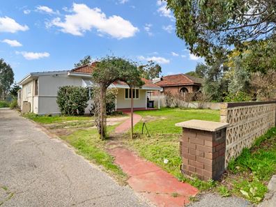 2012 Albany Highway, Maddington WA 6109