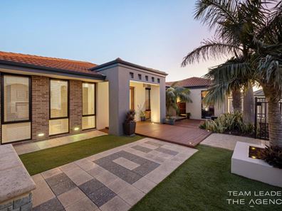 18 Mustique Mews, Secret Harbour WA 6173