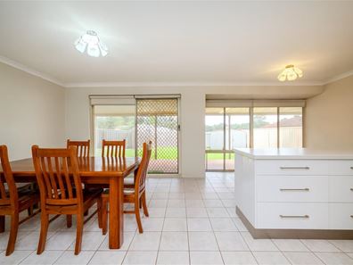 81 Turquoise Loop, Banksia Grove WA 6031