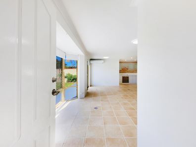 1/367 Lennard Street, Dianella WA 6059