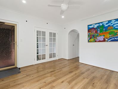 8/39 Hillwood Avenue, Warwick WA 6024