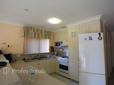 34 Sims Street, Sinclair WA 6450