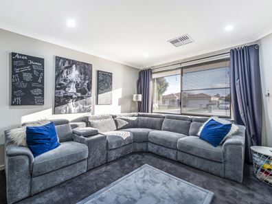 62 La Spezia Drive, Secret Harbour WA 6173