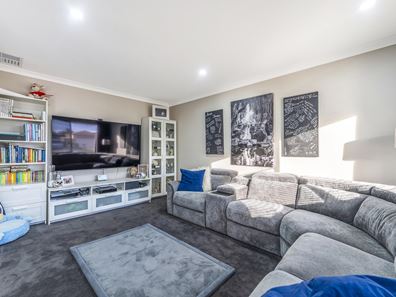 62 La Spezia Drive, Secret Harbour WA 6173