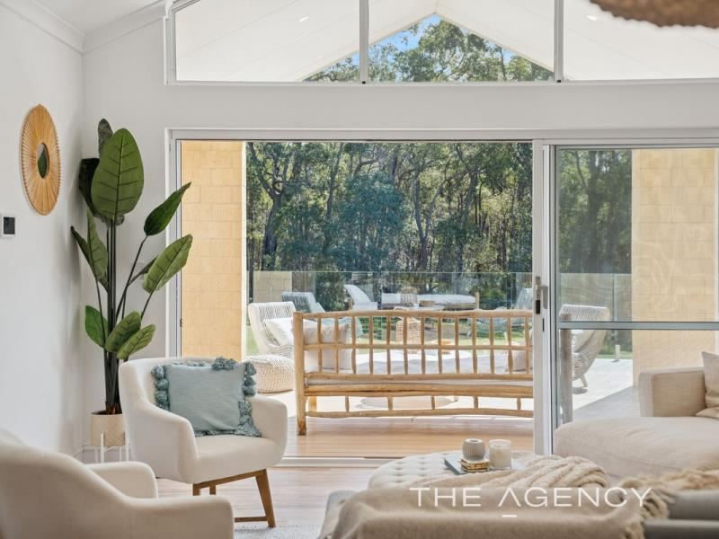 13 Kingsmill Crescent, Parkerville WA 6081