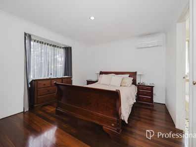 8 Kilto Close, Ballajura WA 6066