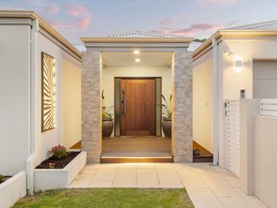 3 Greenmount Heights, Hillarys WA 6025
