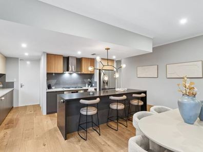 5 Batavia Way, Salter Point WA 6152