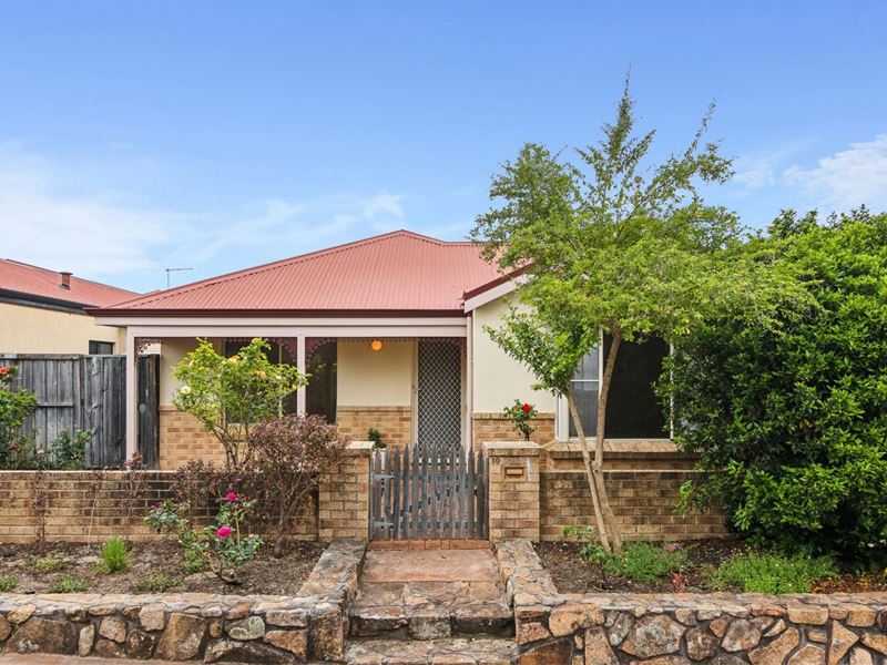10 Springbrook Drive, Ellenbrook