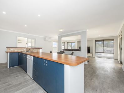 8 Sete  Green, Secret Harbour WA 6173