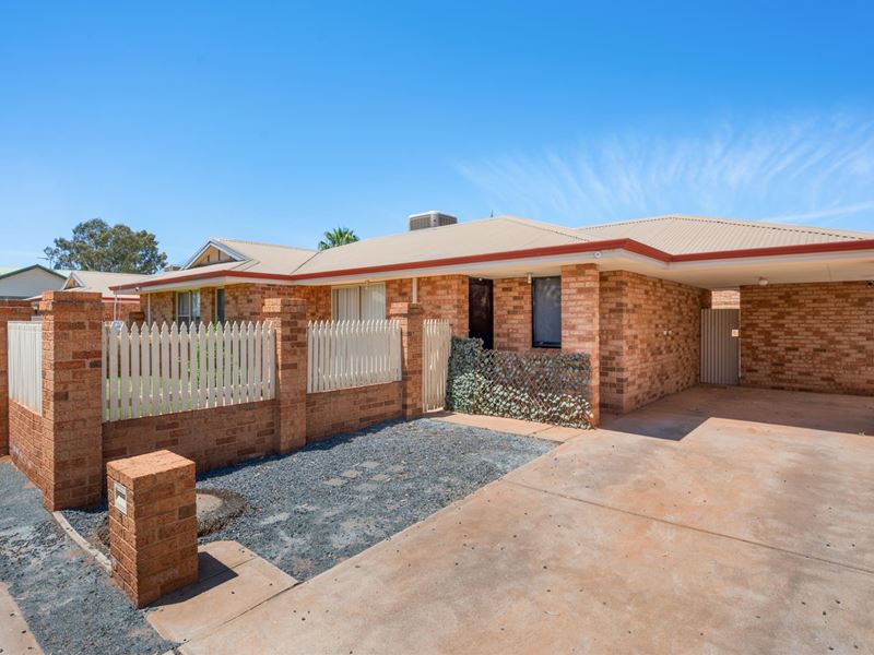 8/90 Wittenoom Street, Boulder WA 6432