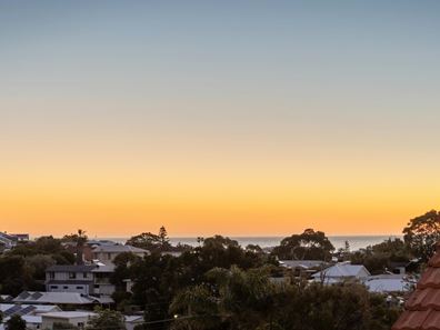 118 Clontarf Street, Sorrento WA 6020