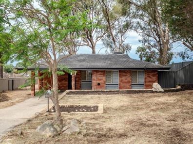 10 Kirkland Way, Parmelia WA 6167