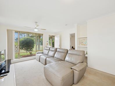 26A Lowes Street, Cloverdale WA 6105