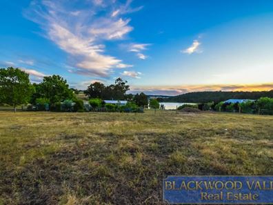 9 Stirling Street, Bridgetown WA 6255