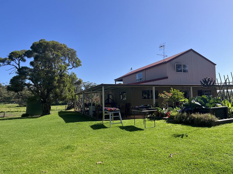 521 Robinson Road, Cuthbert