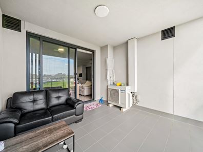 401/60 Grose Avenue, Cannington WA 6107