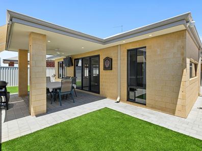 25 Propeller Avenue, Brabham WA 6055