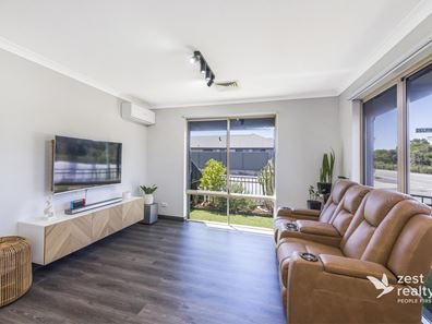 81 Holdsworth Avenue, Aveley WA 6069