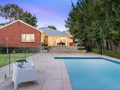 72 Watkins Road, Dalkeith WA 6009