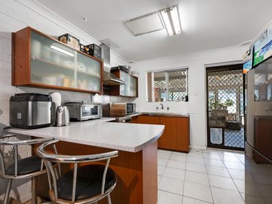 10B Mayne Place, Tarcoola Beach WA 6530