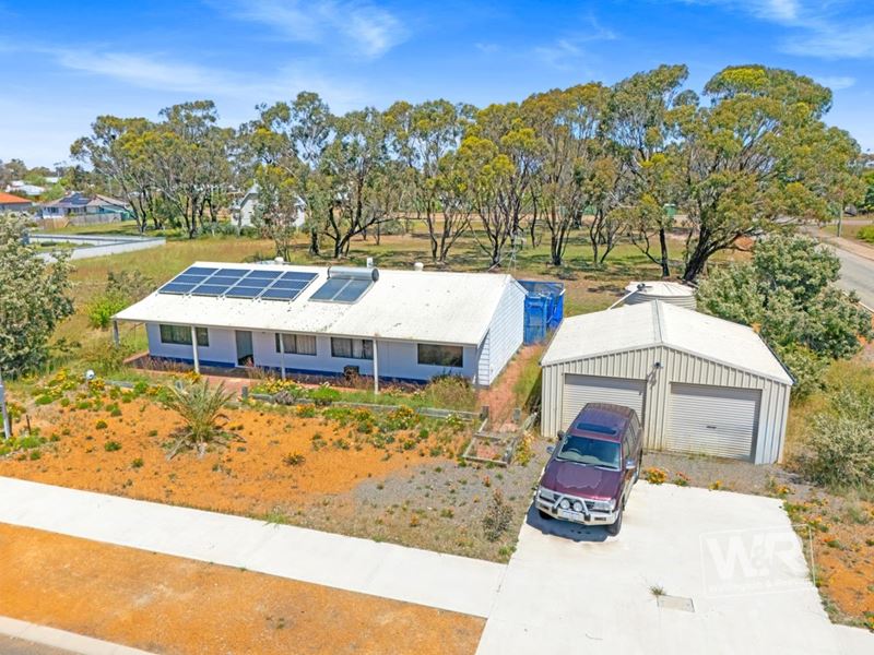 21 Armstrong Street, Cranbrook