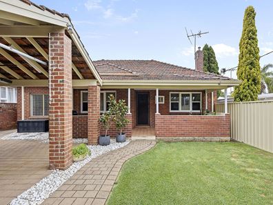 86 Brighton Road, Scarborough WA 6019