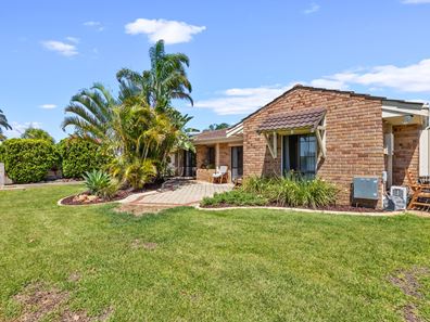 27 Moolanda Boulevard, Kingsley WA 6026