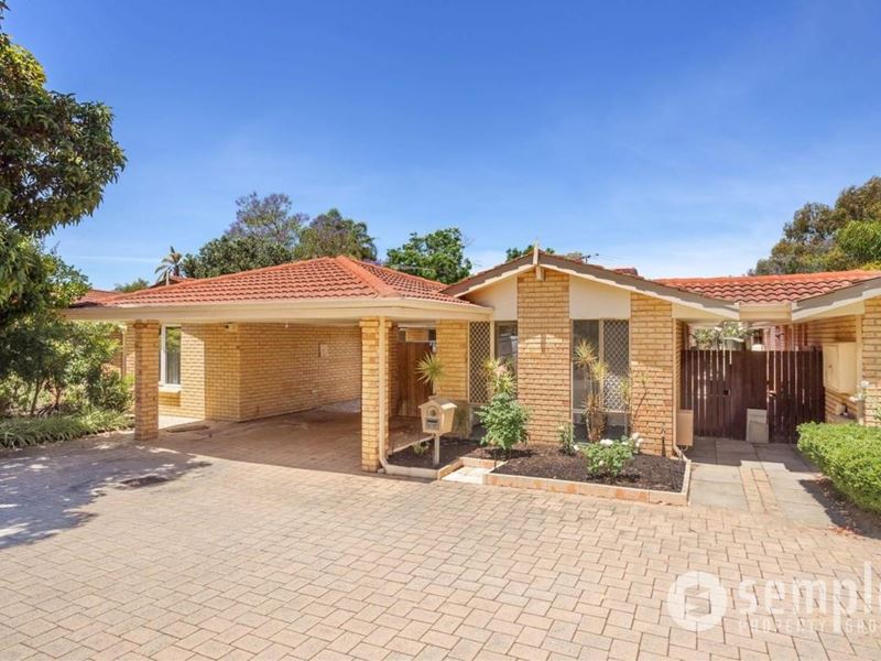 3/17 Moore Gardens, Kardinya