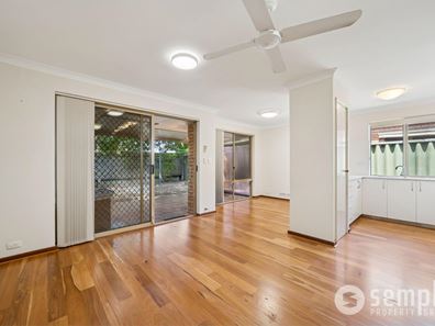 3/17 Moore Gardens, Kardinya WA 6163