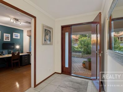 32 Minerva Way, Carine WA 6020