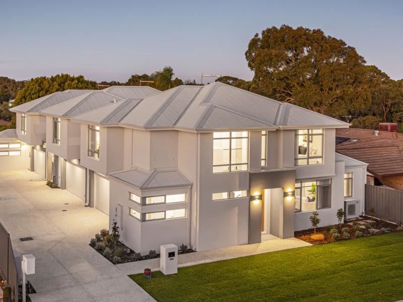 16 A, B, C Dillon Glade, Joondalup