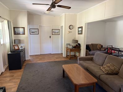 42 Third Avenue, Onslow WA 6710