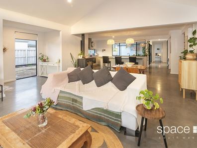 12 Currawong Street, Cowaramup WA 6284
