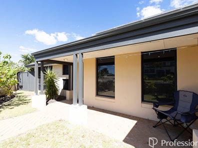 3/133 Coolamon Boulevard, Ellenbrook WA 6069