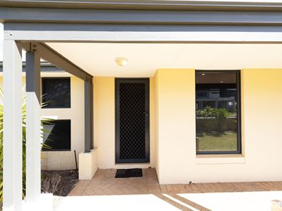 3/133 Coolamon Boulevard, Ellenbrook WA 6069