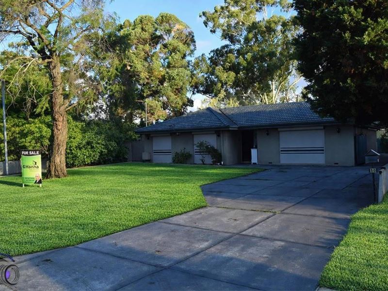 10 Connell Way, Girrawheen WA 6064