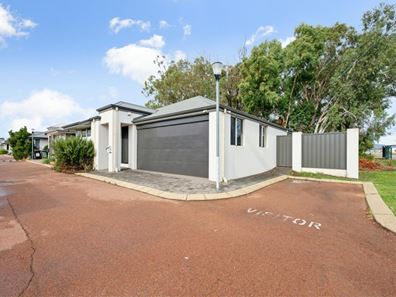 1/121 Eighth Road, Armadale WA 6112