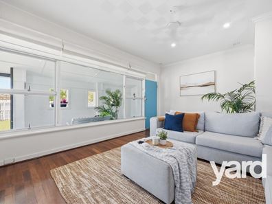 8 Isaac Street, Melville WA 6156