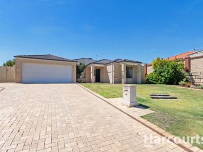 66 Fallbrook Avenue, Woodvale WA 6026