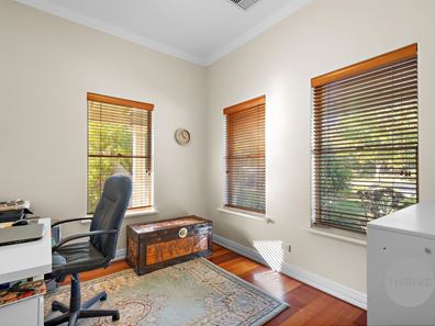 16 Dean Road, Jandakot WA 6164