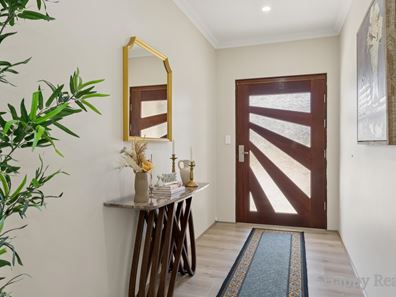 2 Spotless Close, Canning Vale WA 6155