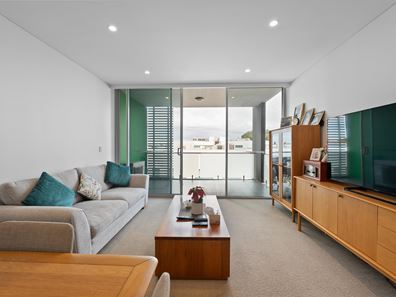 32/95 Chalgrove Avenue, Rockingham WA 6168