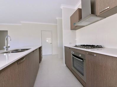 5 Malia Ramble, Alkimos WA 6038