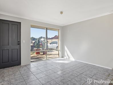 5 Huntingdale Court, Cooloongup WA 6168